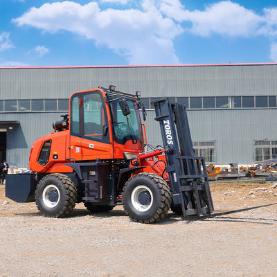 CE Diesel 5 Ton Rough Terrain Forklift z maksymalnym przednim zasięgiem 15 ft